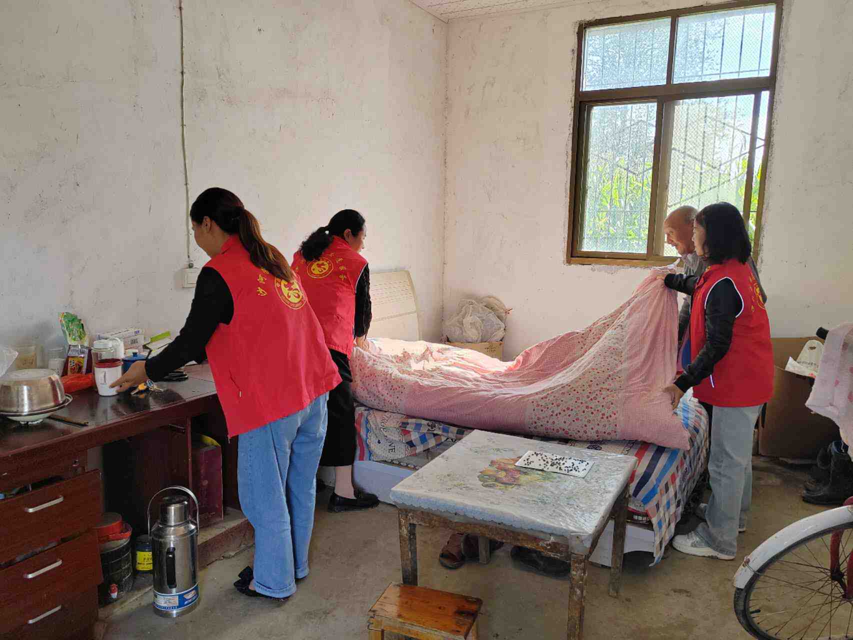 1762136867428055666Copy.jpg EkE-Lol7ZdUq2aWoBQSolM82w-SdPredOmLhOZrv6-FyRN3na6CAHGNczM0LRYux.jpg